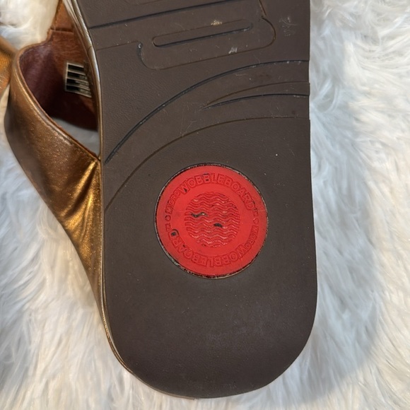 Women’s size 10 FitFlops, Cha-Cha, in bronze - Picture 11 of 11